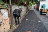Respon Aduan Warga, PUPR Pekanbaru Aspal Jalan Penghubung Cut Nyak Dien - Pepaya