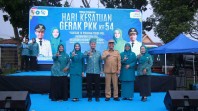 Aktif di Program Pembangunan, Wako Agung Berangkatkan Umroh 2 Orang Kader TP PKK Pekanbaru