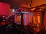 Tragis! Kebakaran Rumah di Pekanbaru Tewaskan 1 Wanita Muda
