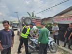 Nekat Terobos Antrean Saat Perbaikan Jalan, Polisi Tilang 10 Pengendara di Pelalawan