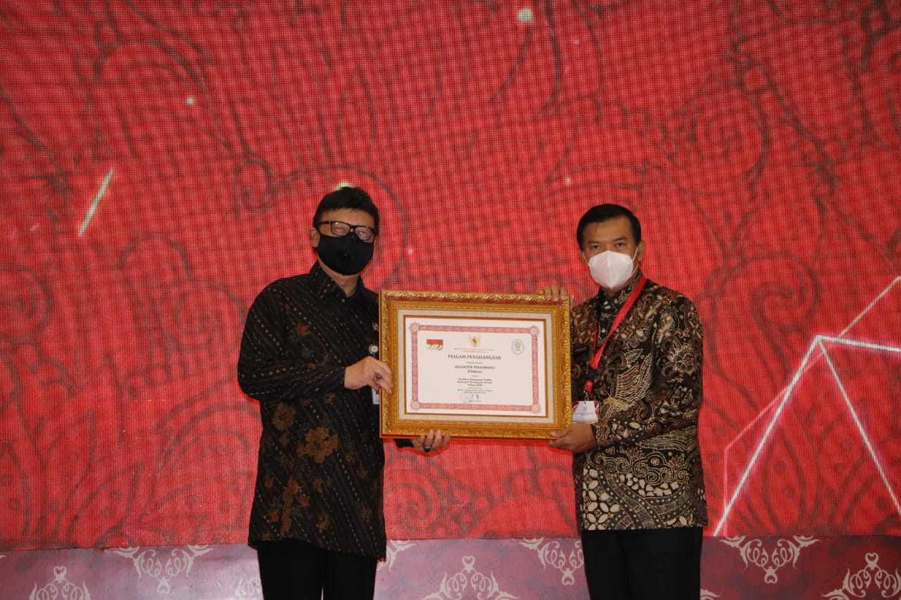 Firdaus - Ayat Bawa Pekanbaru Menjadi Kota Smart City Madani