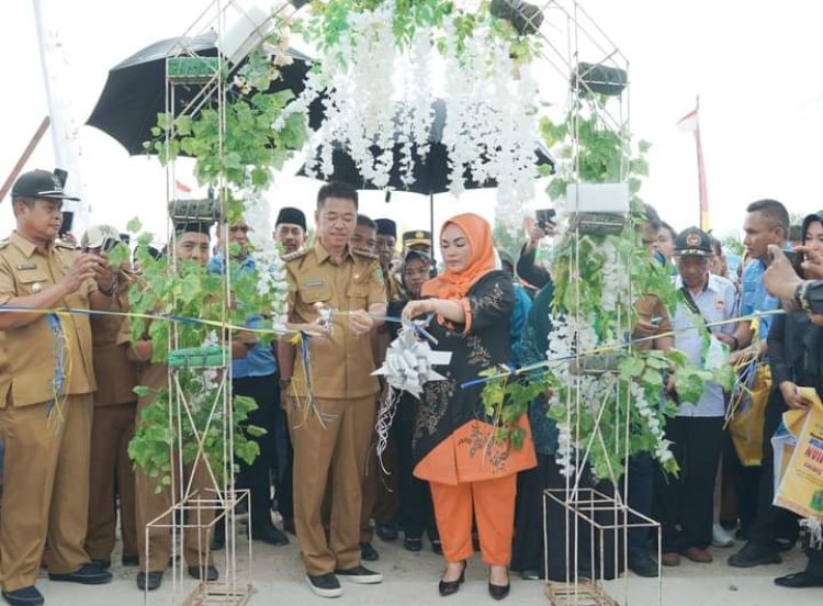 Bupati Rohil Resmikan Jembatan Air Hitam Pujud