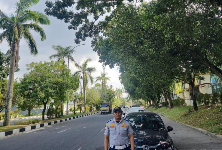 Dishub Pekanbaru Awasi Lokasi Parkir Khusus di Jalan Diponegoro