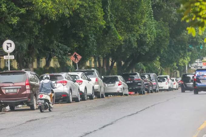 Dishub Sosialisasikan Parkir Khusus RS AA Jalan Diponegoro