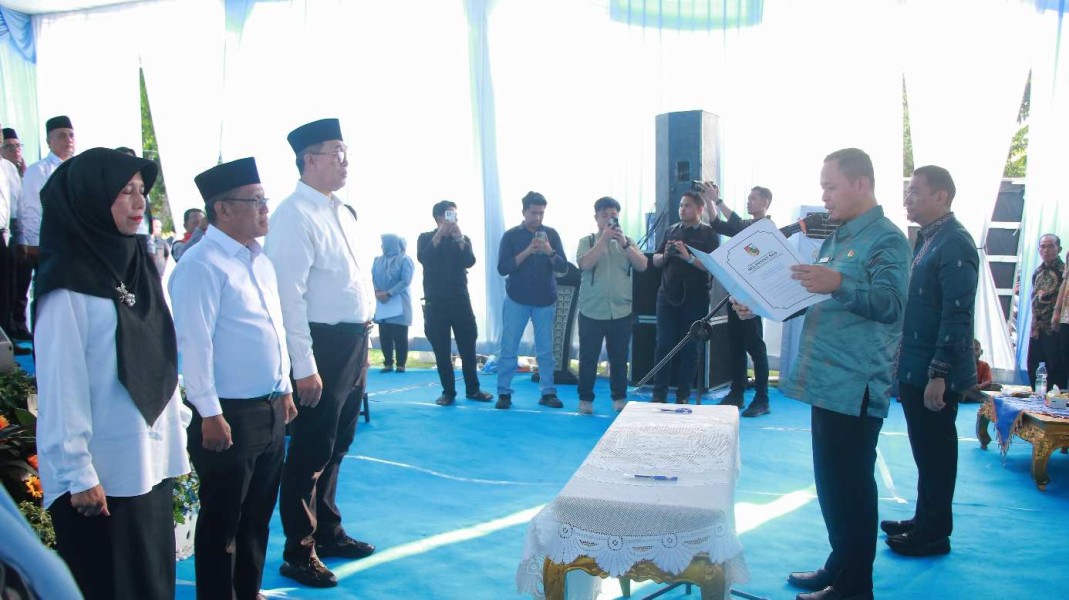 Ketua RT-RW se-Kecamatan Sail Dikukuhkan, Wako Ajak Sukseskan Program Pemerintah