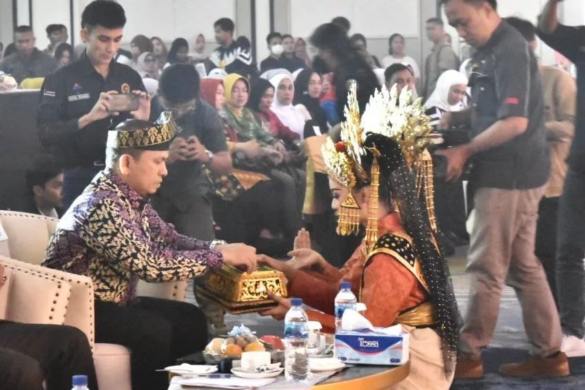Ketua DPRD Pekanbaru Hadiri Malam Puncak Grand Final Bujang Dara Pekanbaru 2023