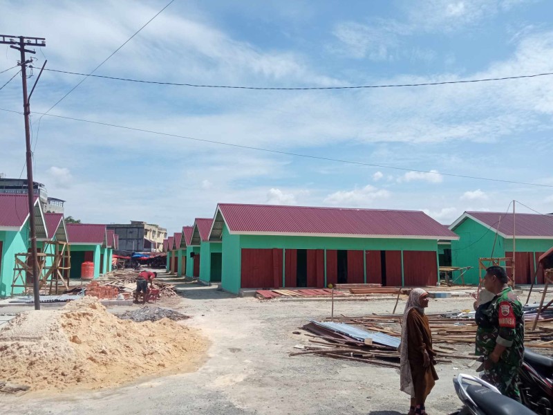 Pedagang Korban Kebakaran Pasar Cik Puan Segera Tempati Kios Sementara