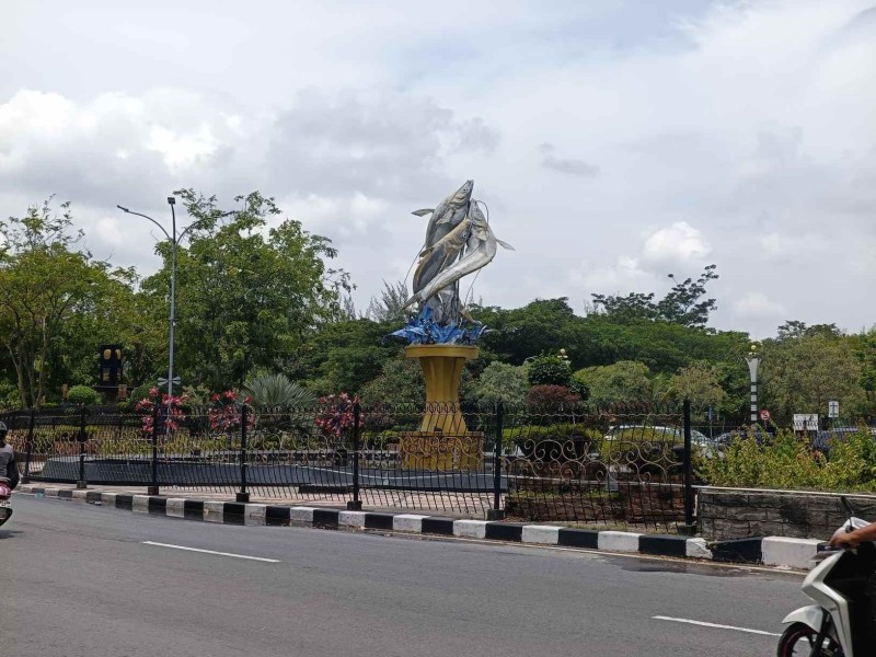 Anggaran Terbatas, Air Mancur Tugu Selais Belum Bisa Difungsikan Pasca Nozel Dicuri OTK