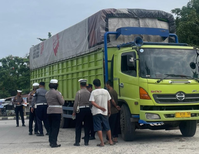 Dishub Pekanbaru Tingkatkan Penertiban Truk Tonase Besar Masuk Kota