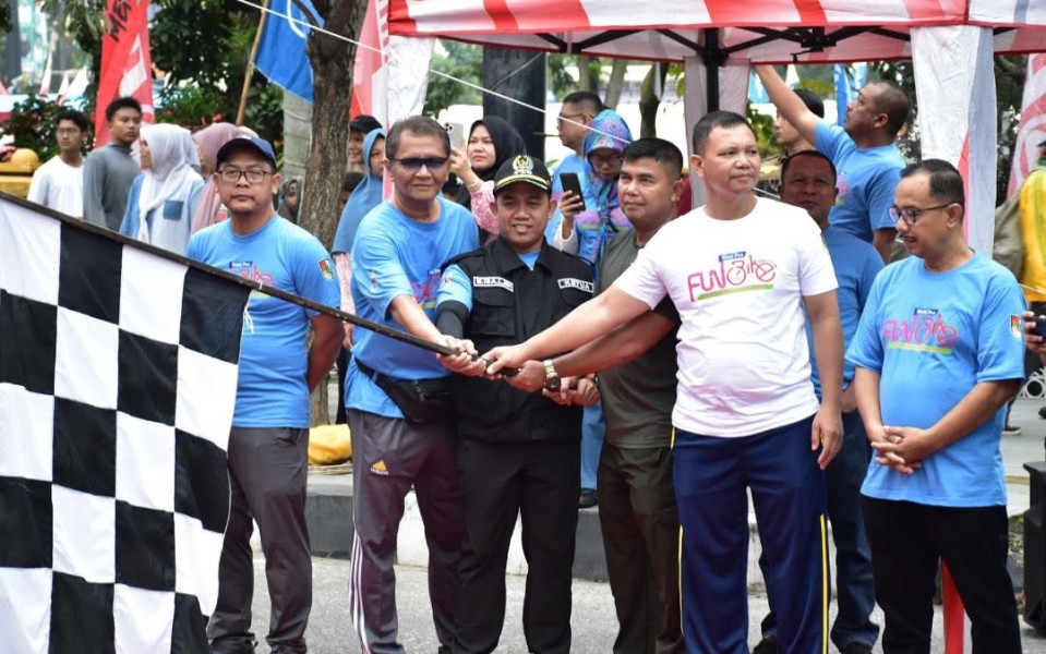 Ketua DPRD Pekanbaru Ikuti Funbike Riau Pos