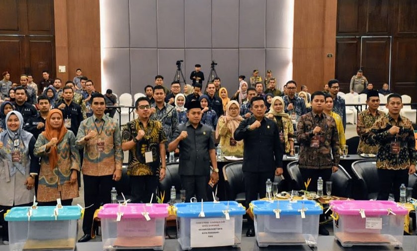 Ketua DPRD Pekanbaru Hadiri Rapat Rekapitulasi Suara Pilkada 2024
