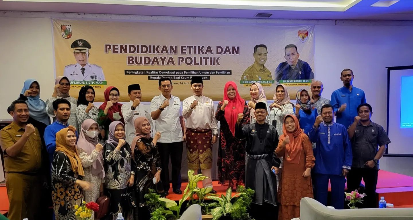 Kesbangpol Pekanbaru Sosialisasikan Pendidikan Etika Budaya dan Politik