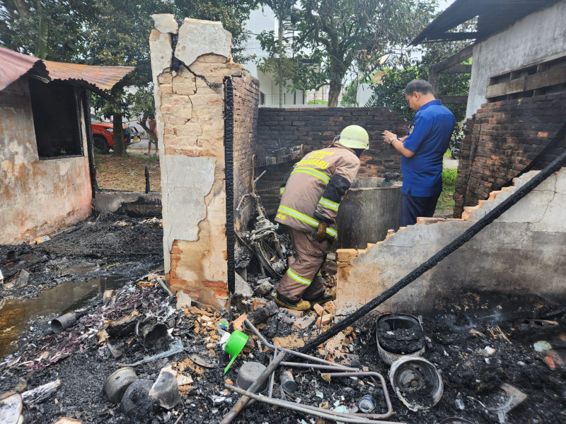 Penghuni Tewas Terpanggang, Polisi Selidiki Penyebab Kebakaran Rumah di Pekanbaru