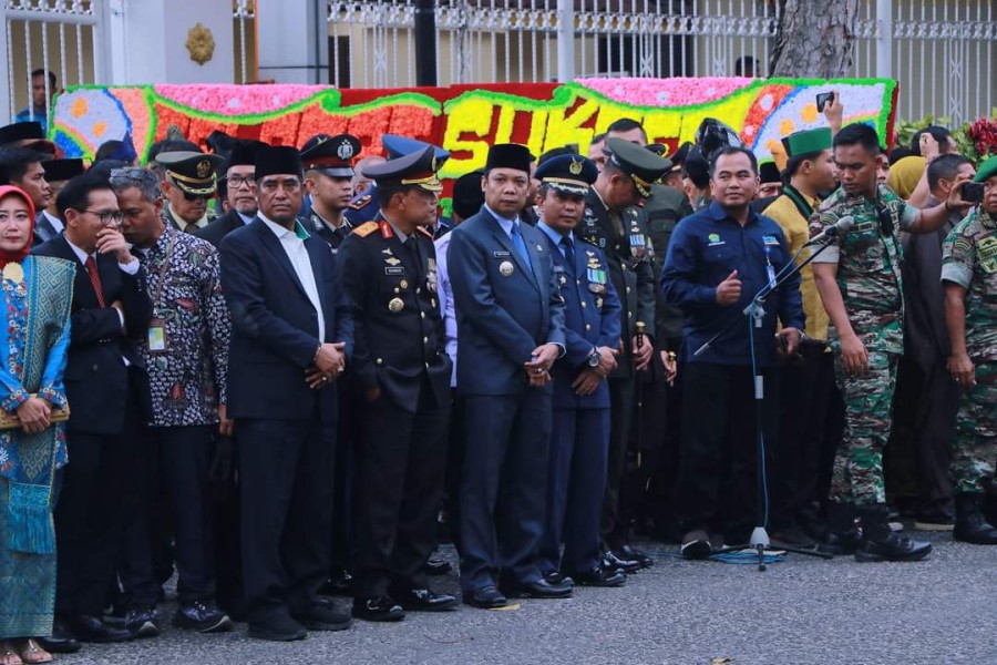 Ketua DPRD Pekanbaru Ikut Semarakkan Parade Defile HUT TNI Ke-78