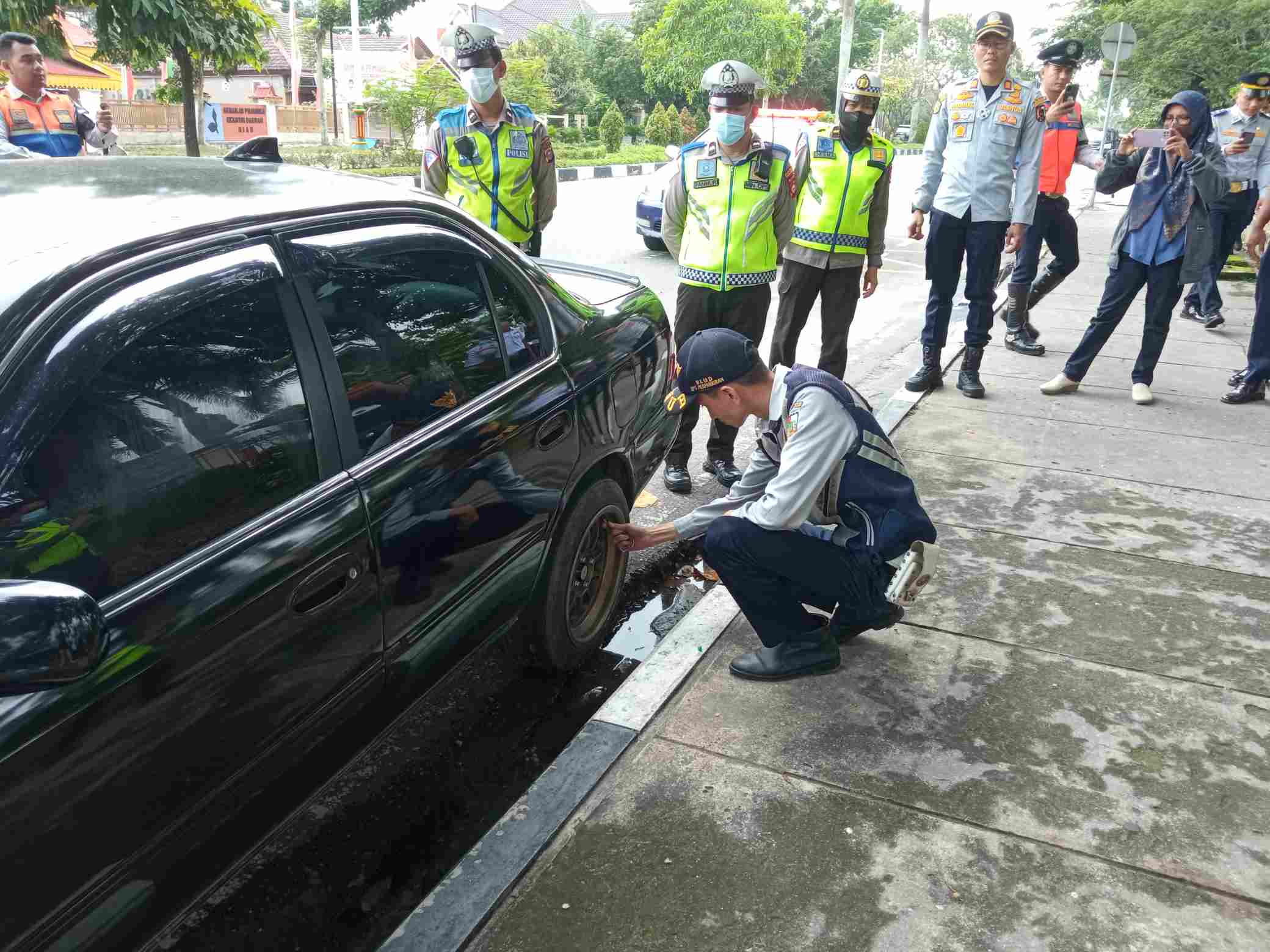 Dishub Gembosi 400 Kendaraan Dalam Operasi Tertib Parkir 2022