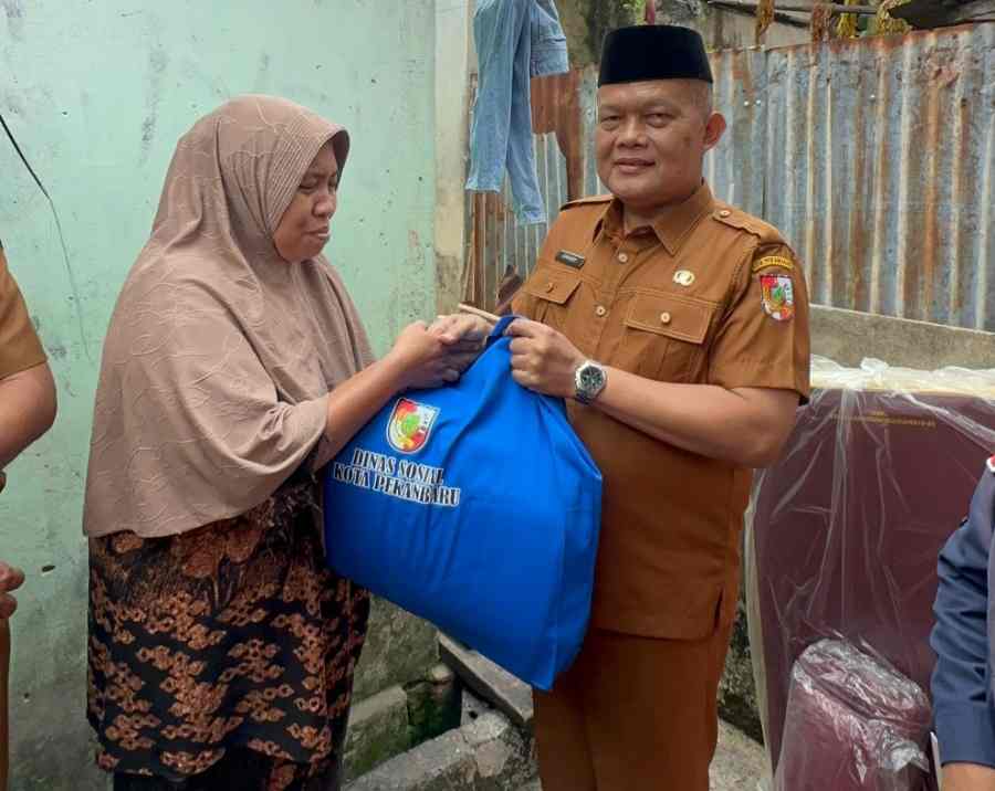 Rumah Warga Ludes Dilalap Api, Pemko Pekanbaru Salurkan Bantuan Darurat