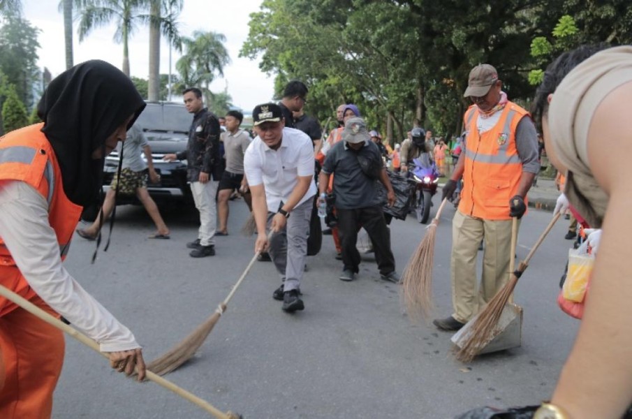 Target Raih Adipura, Petugas Kebersihan di Pekanbaru Bakal Terima THR Hingga Kenaikan Gaji