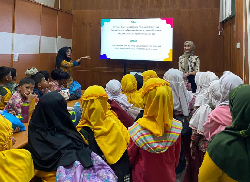 BRK Syariah Tanjungpinang Promosikan Tabungan Simpel ke Pelajar SDIT Ar Refah
