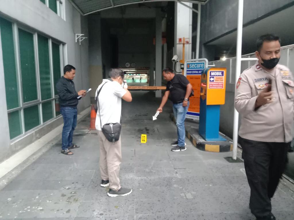Ditinggal Orangtua, Bocah Terjun dari Lantai 3 Hotel Grand Central
