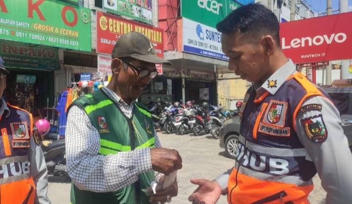 Dishub Tegaskan Tarif Parkir Tepi Jalan di Pekanbaru Seragam