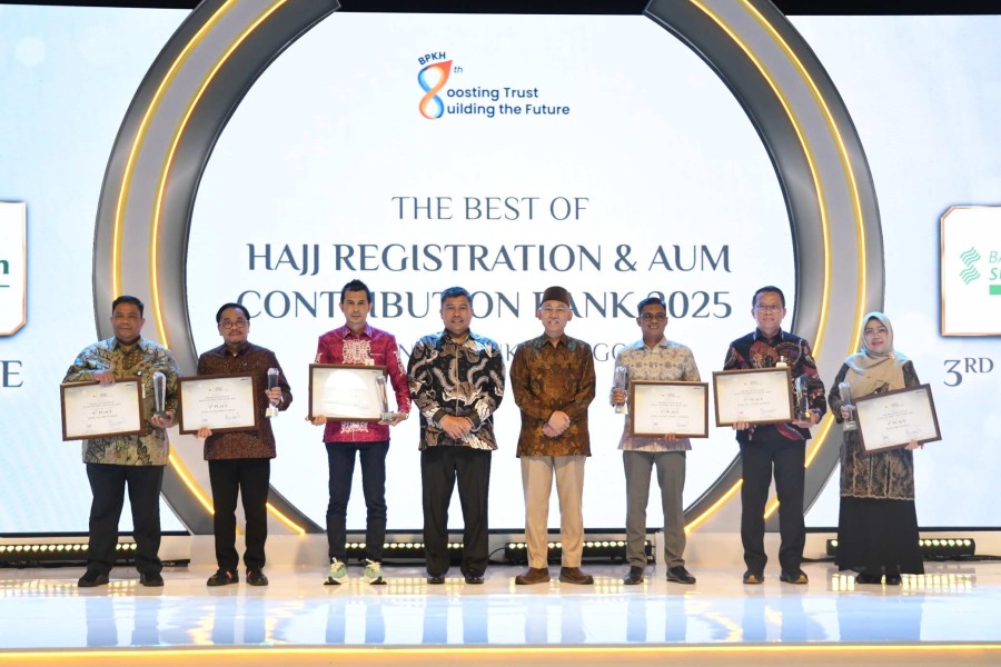 BRK Syariah Raih Dua Penghargaan pada Ajang Hajj Banking Award BPKH 2025