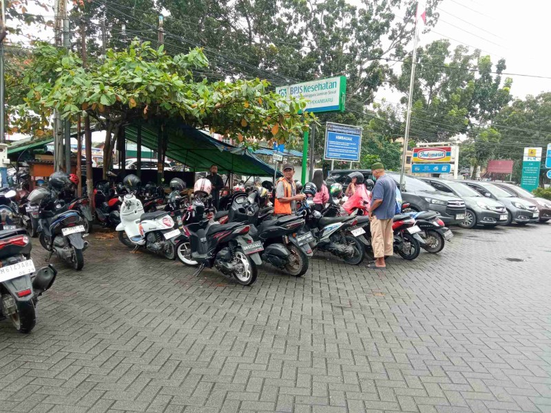 Usai Lebaran, Pemko Pekanbaru Kembali Gratiskan Parkir di Minimarket