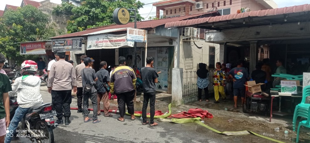 Tabung Gas Bocor, 3 Rumah di Kawasan Padat Penduduk Dilalap Si Jago Merah