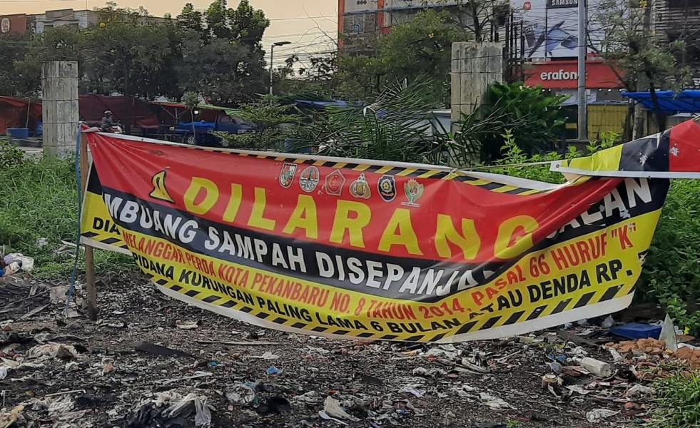 DLHK Pekanbaru Tutup TPS Liar, Warga Diingatkan Jangan Buang Sampah Sembarangan