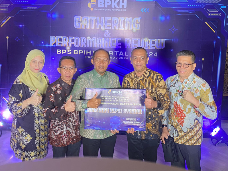 BRK Syariah Raih Award Umrah Semester I Tahun 2024 dari BPKH