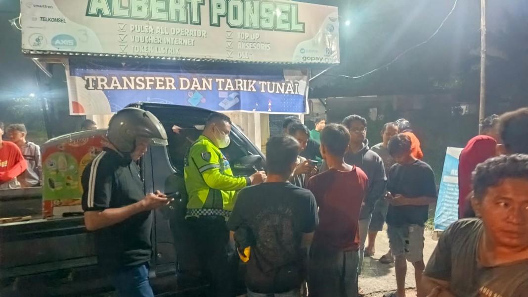 Libatkan Pickup dan Pemotor, Insiden Lakalantas di Siak II Berujung Damai