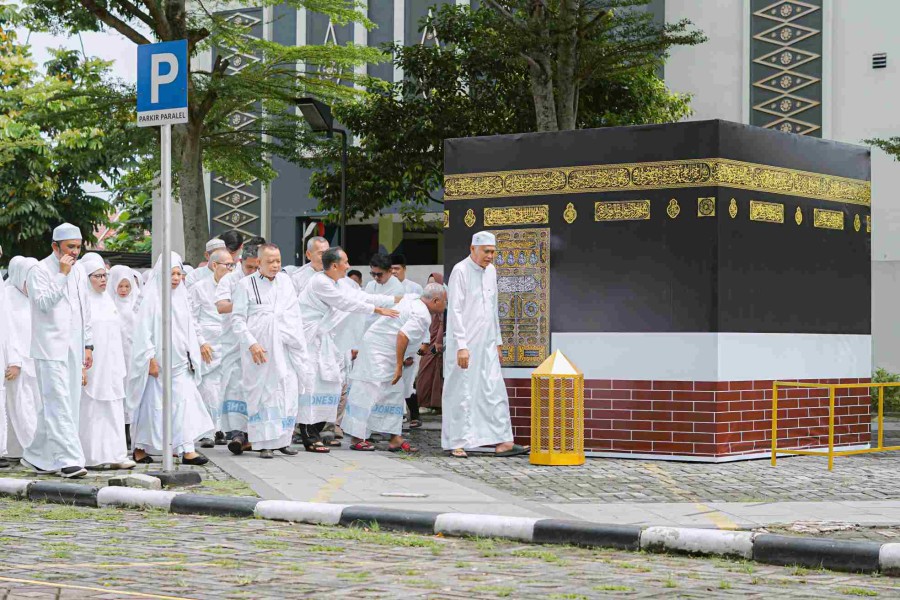 Azka dan Nazib, Nasabah BRK Syariah Menjemput Panggilan Haji di Usia 20 Tahun