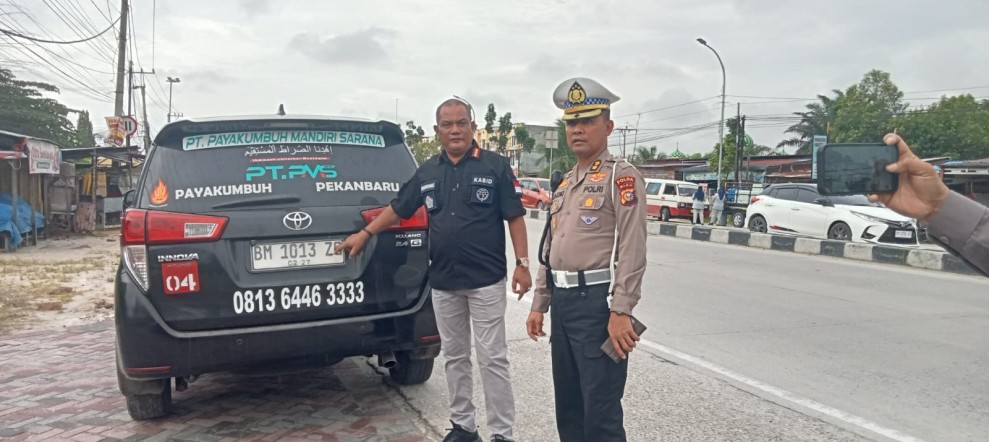 Razia Gabungan, 12 Travel Gelap Terjaring di Pintu Masuk Pekanbaru