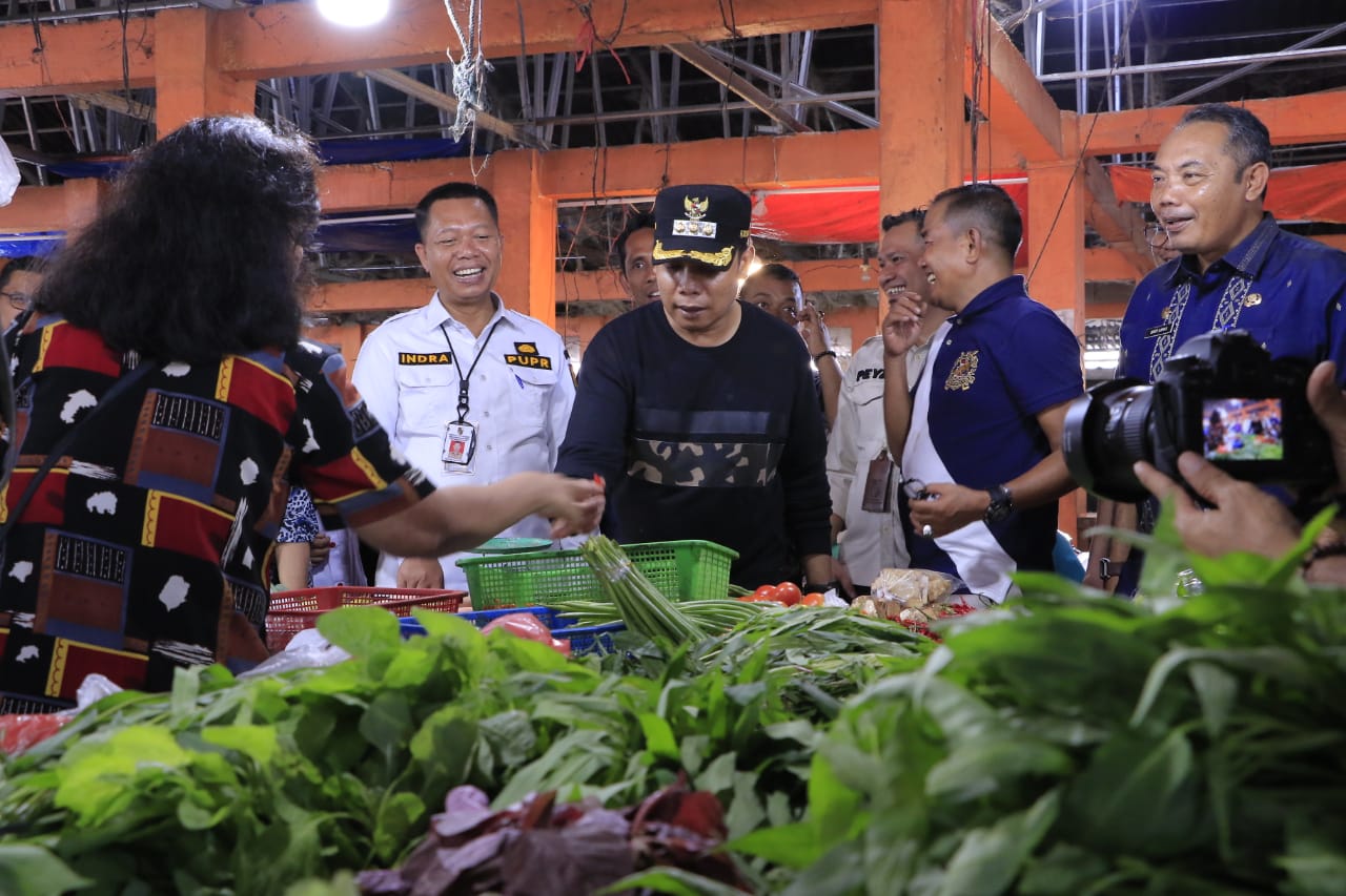 Pasokan Bahan Pangan di Pasaran Mencukupi Hingga Awal Tahun 2023