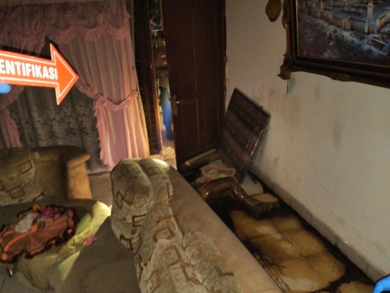 Curiga Bau Busuk, Wanita Lansia di Pekanbaru Ditemukan Tewas Dalam Rumah