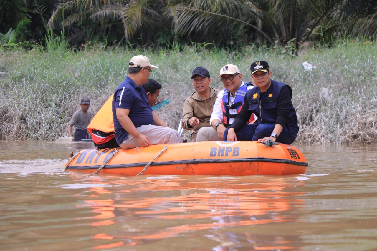 Pemko Pekanbaru Minta Bantuan Pusat Tangani Banjir Akibat Luapan Sungai