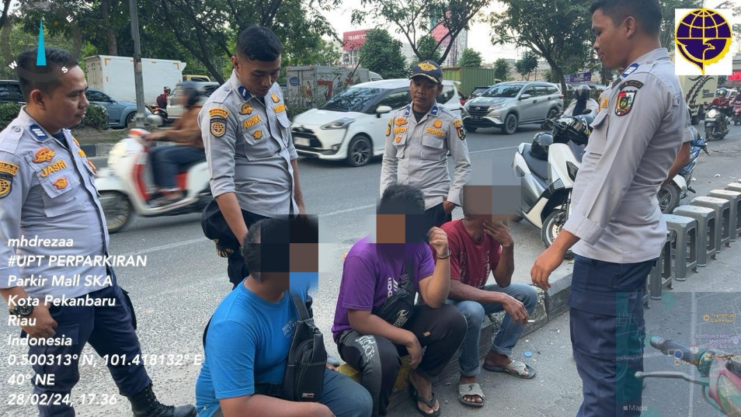 Buka Kantong Parkir, 3 Oknum Jukir Liar Diamankan