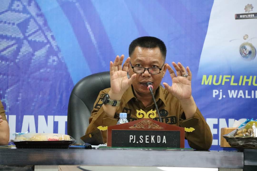Siapkan Payung Hukum, Tiang Fiber Optik Tak Beraturan Segera Dipotong