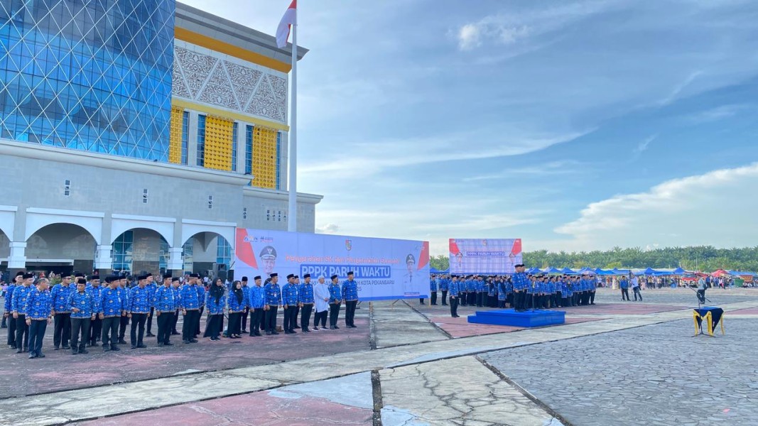 Wako Agung Lantik 5.137 PPPK Paruh Waktu Pemko Pekanbaru