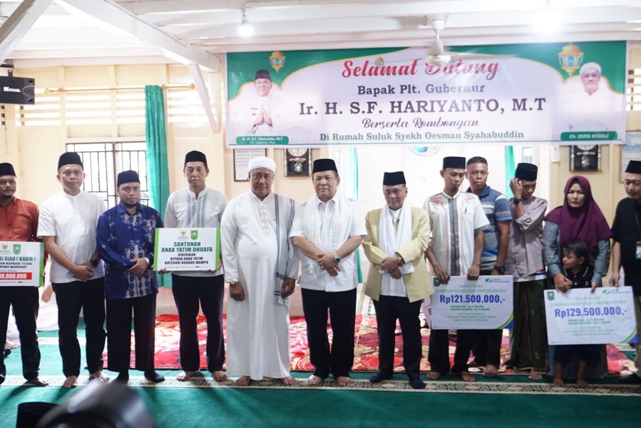 Dukung Kegiatan Rumah Suluk di Rohil, BRK Syariah Serahkan Bantuan Program Kemitraan