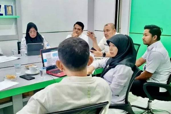 DLHK Pekanbaru Rapat Pembentukan Perwako BLUD Pengelolaan Sampah