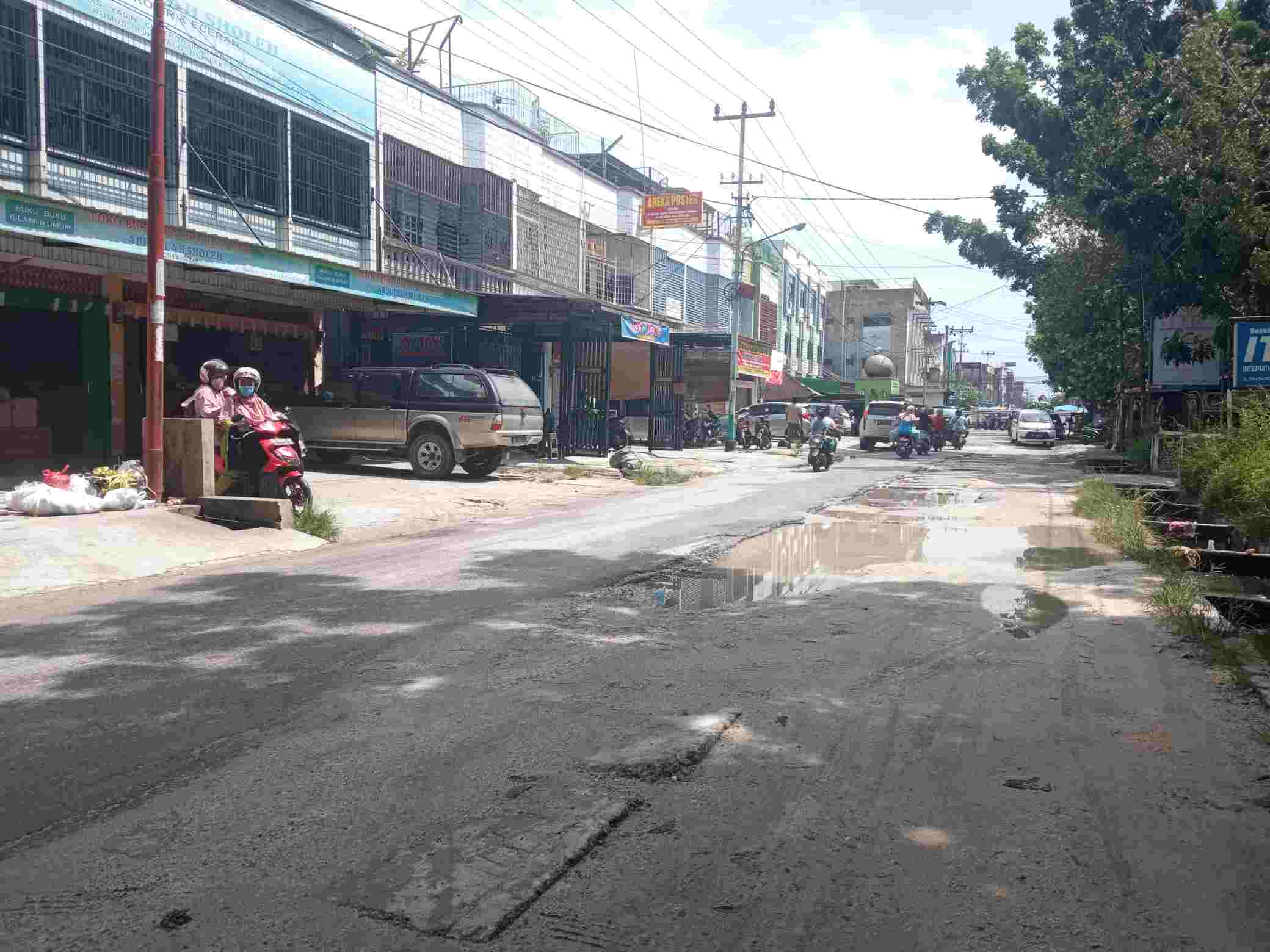 PUPR Pekanbaru Optimalkan Anggaran Tahun 2022 Untuk Penanganan Jalan Rusak dan Banjir