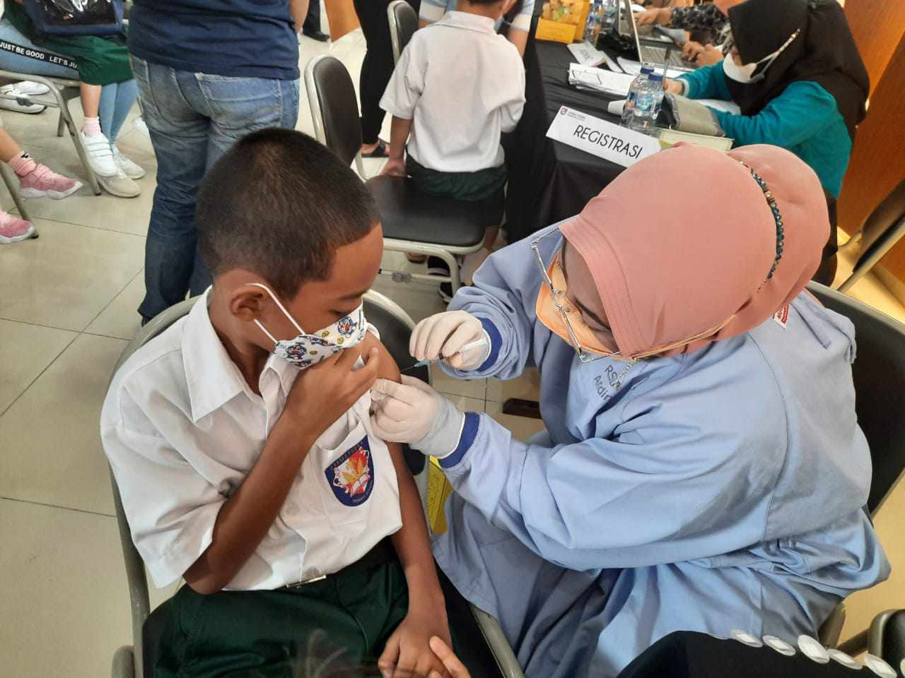 Seratus Ribu Lebih Anak Ditargetkan Tuntas Vaksin Hingga Akhir April