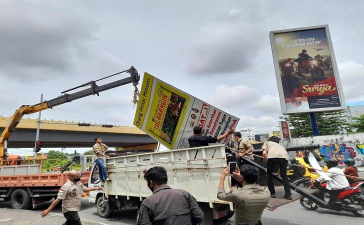 Kejar PAD Rp792 Miliar, Reklame Ilegal Jadi Sasaran