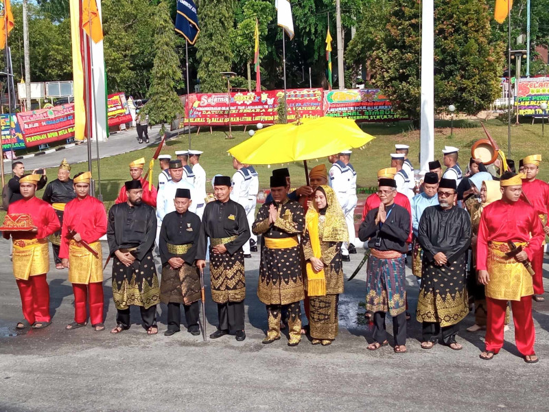 LAM Riau Anugerahi Gelar Adat ke Kasal TNI M Ali