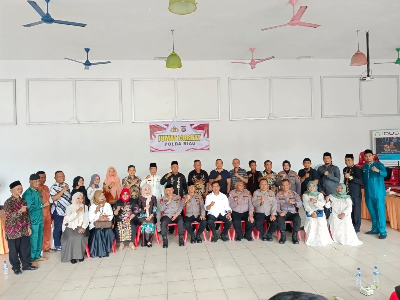 Polda Riau Gelar Jumat Curhat di Kecamatan Senapelan, Begini Aduan Warga
