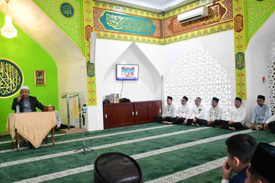 BRK Syariah Gelar Tarbiyah Ruhiyah untuk Perkuat Spirit Kerja Pegawai