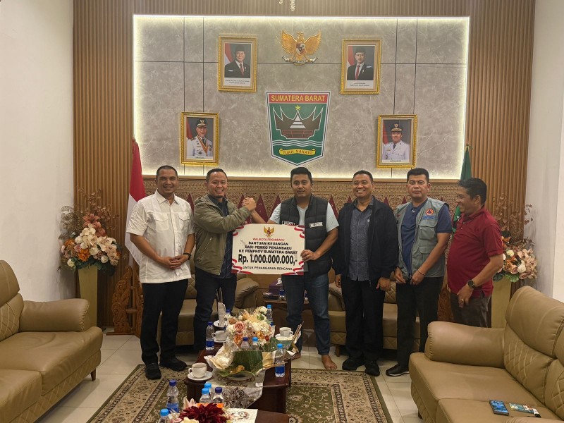 Usai Sumut dan Aceh, Wako Pekanbaru Bertolak Temui Wagub Sumbar Serahkan Bantuan Kemanusiaan