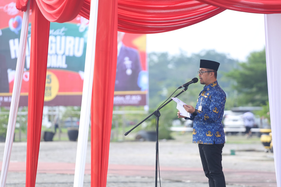 Pj Walikota Pekanbaru Harapkan Tak Ada Kriminalisasi Guru