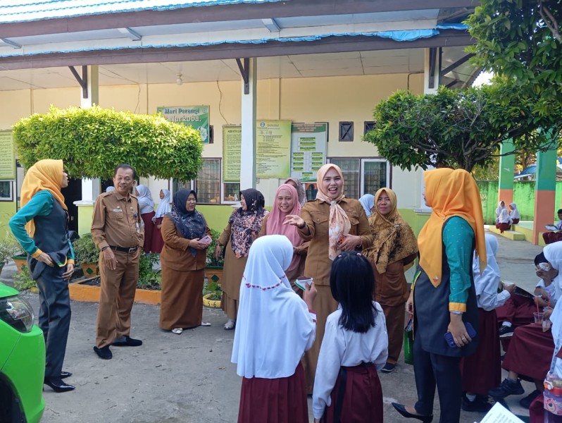 BRK Syariah Dukung Program Bank Sampah di Dumai