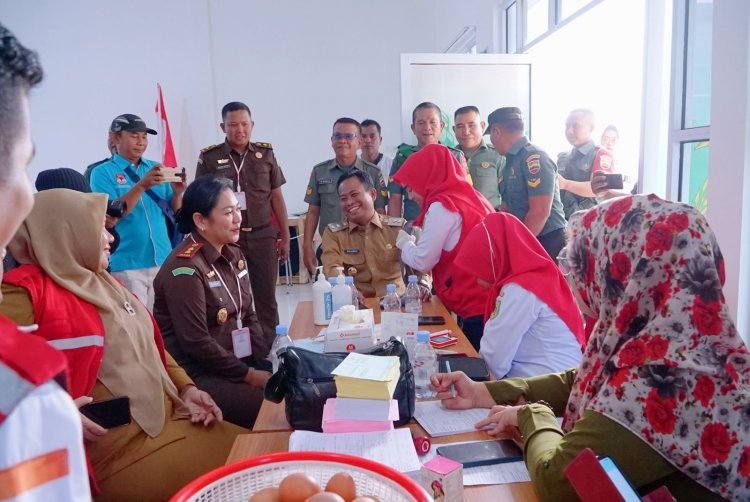 Wabup Rohil Donor Darah di Hari Bhakti Adyaksa